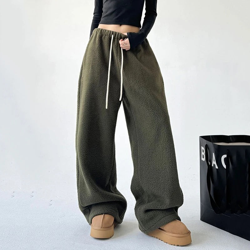 Anabella Sherpa Sweatpants