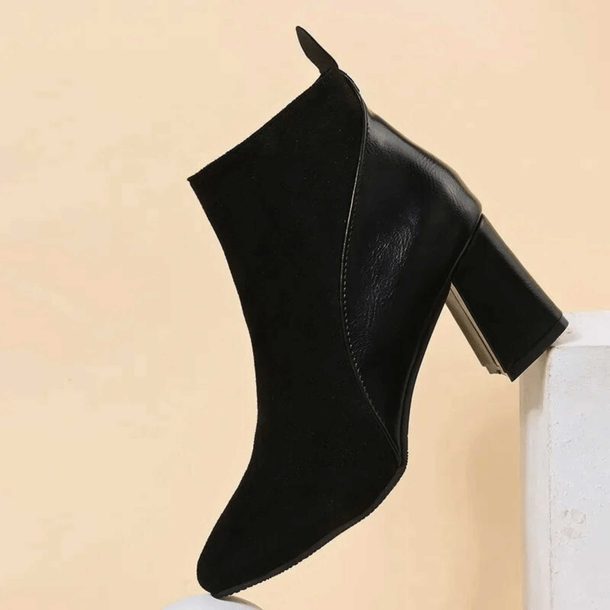 Savona Suede Ankle Boot