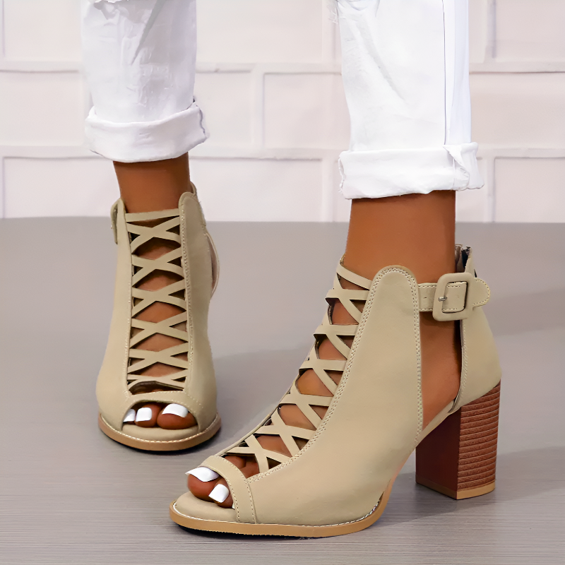 Teagan Rennard Heels