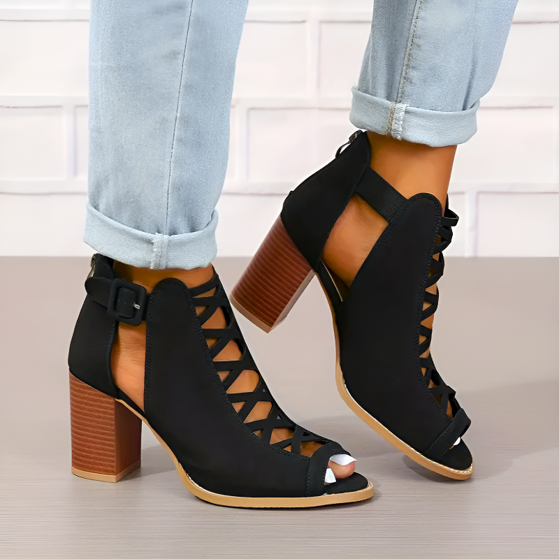 Teagan Rennard Heels