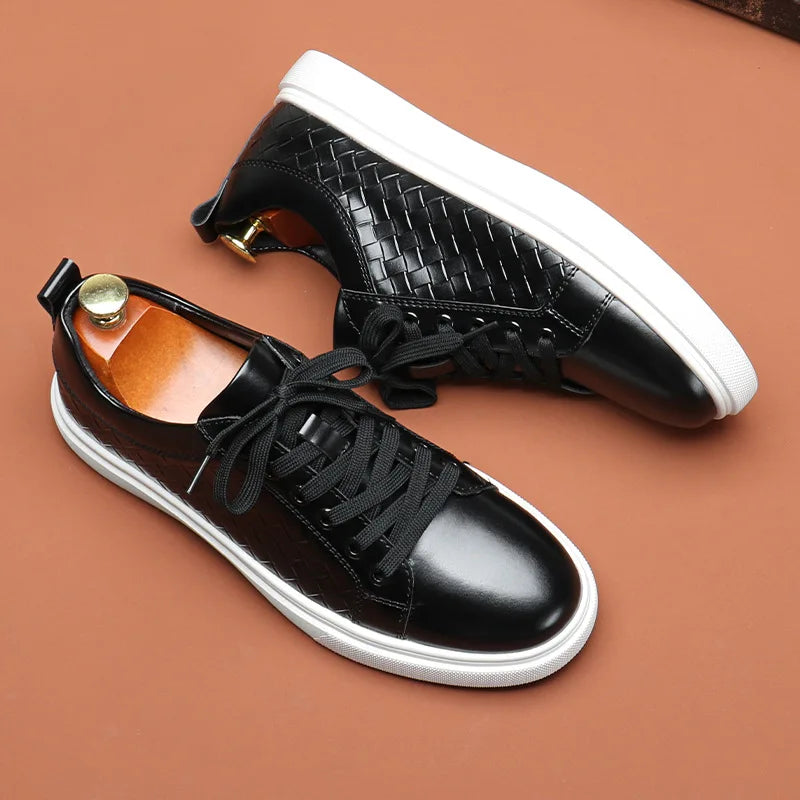 Bryan Classic Sneakers - [Ezra Daniel]